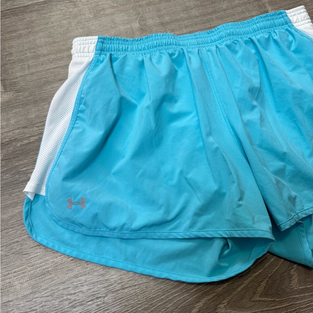 •UNDER ARMOUR• RUNNING SHORTS - Picture 2 of 6